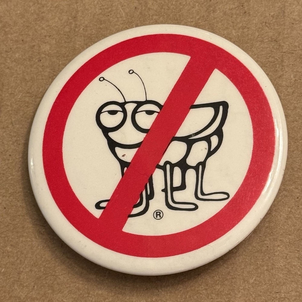 NO Grasshopper Lightning Bug Red Cartoon Vintage Pinback Button Pin Round Circle